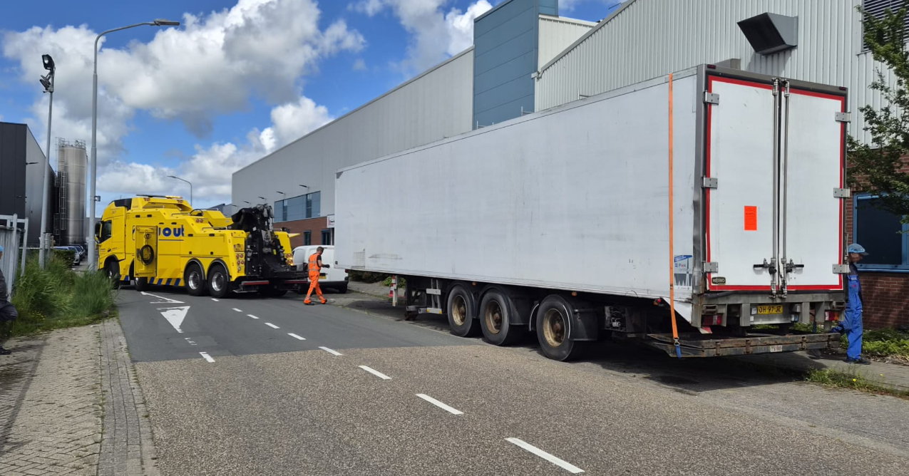 Trailer verwijderd Daalderweg